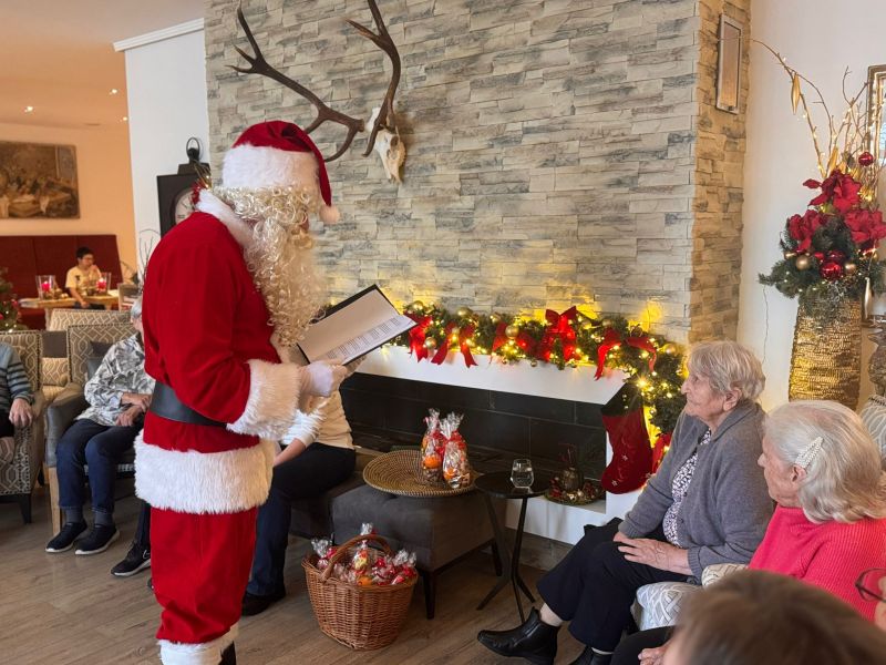 000 d6fac445-7230-4c84-ab00-ebee5ee37585